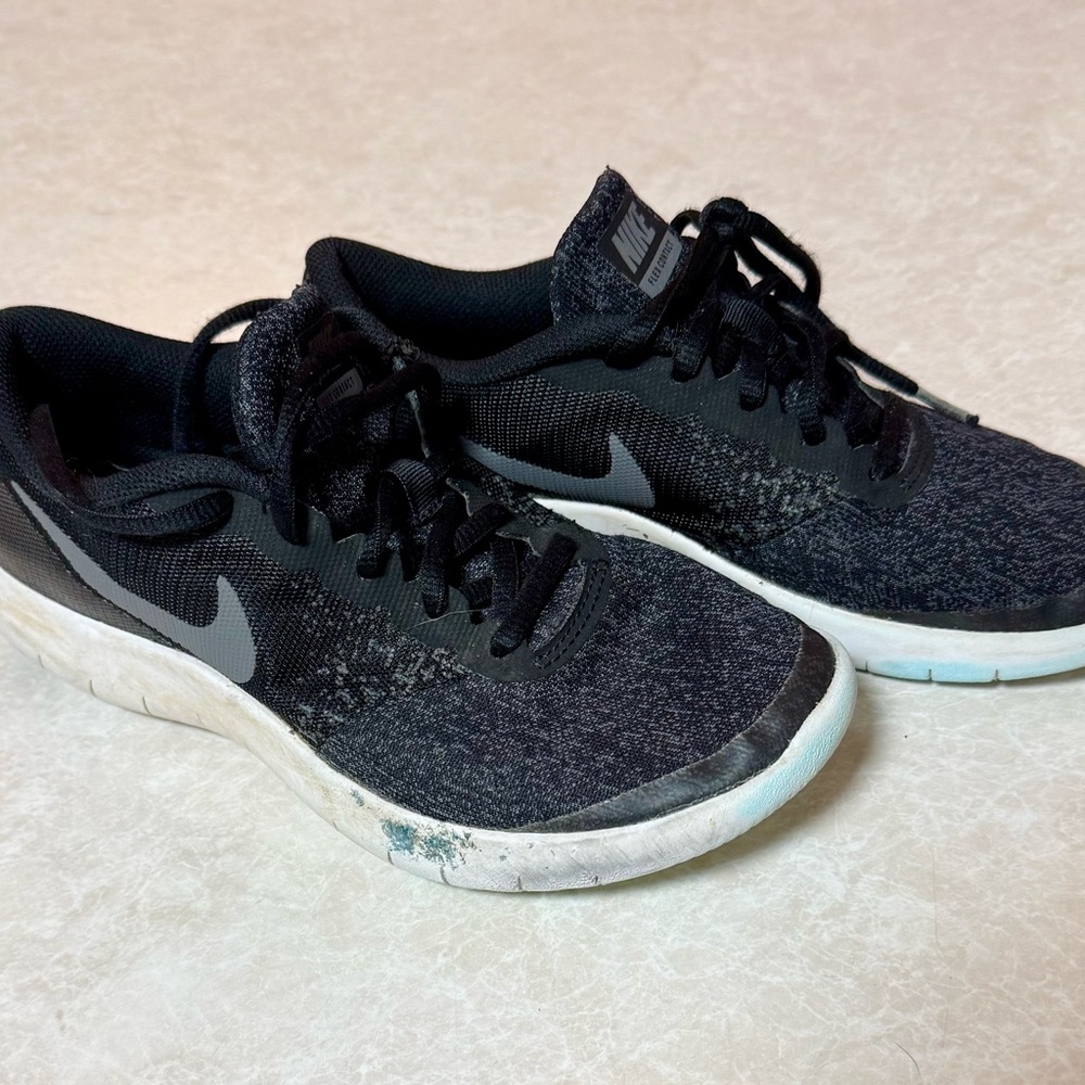 Nike Kids Sneakers Black and Gray